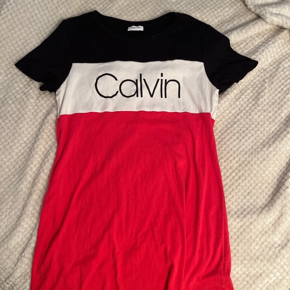 Dress - Picture 1 of 1